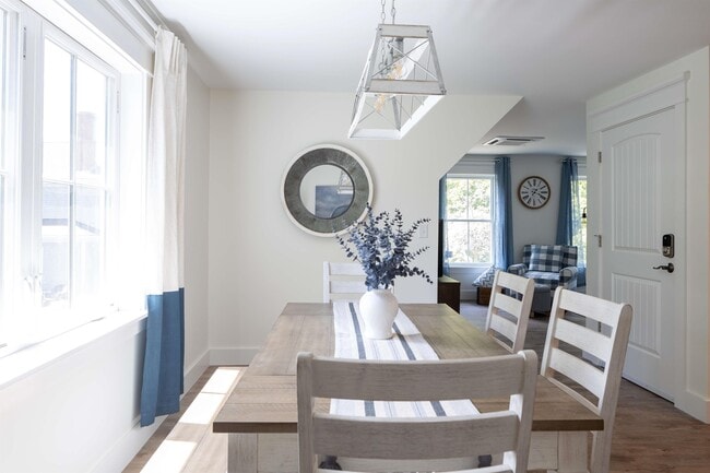 Building Photo - 37 Main Rd N