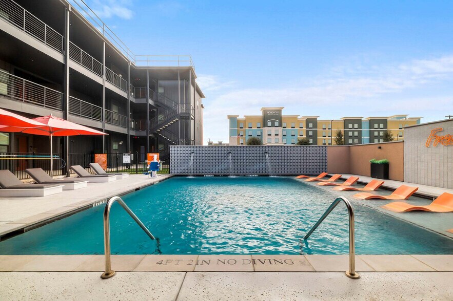 Building Photo - 2165 Gabriels Pl