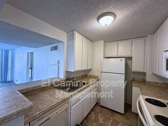 Building Photo - 1750 E Ocean Blvd