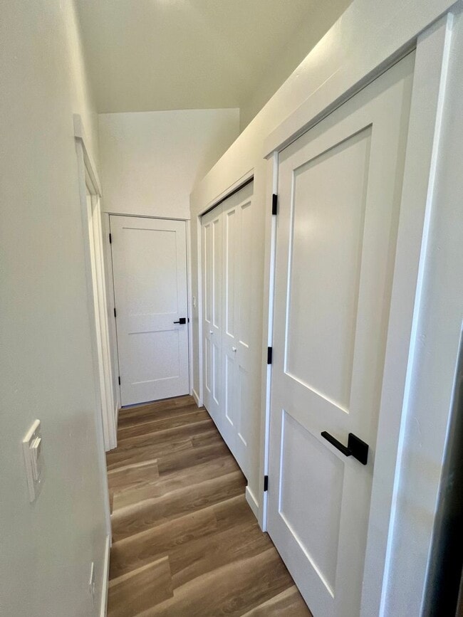 Building Photo - Newly Built! 1 Bed, 1 Bath Home with a fully fenced Yard!