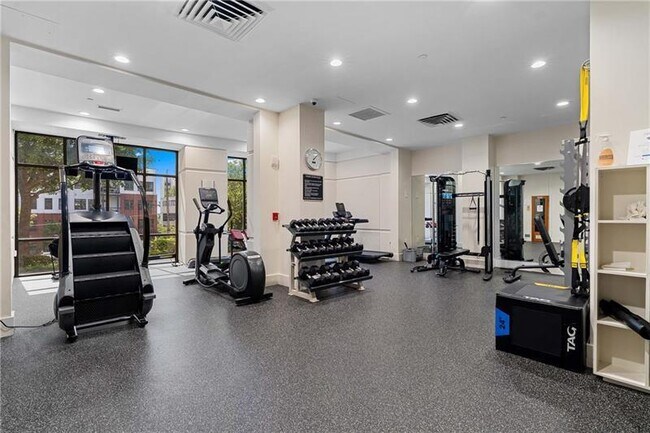 Building Photo - 3475 Oak Valley Rd NE