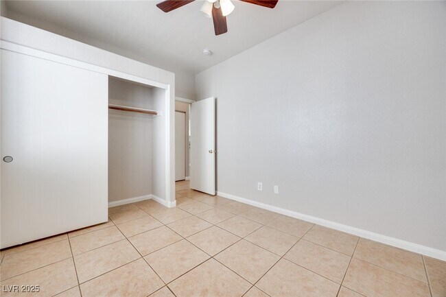 Building Photo - 11020 Napa Ridge Dr