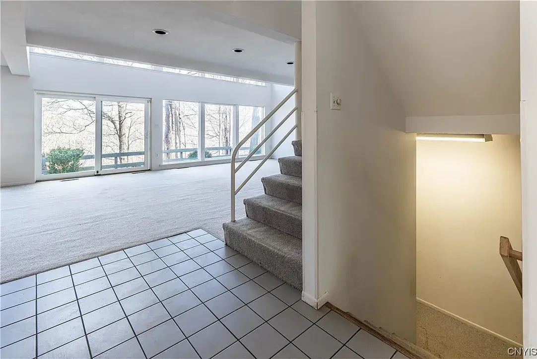 Building Photo - 7520 Spectrum Way