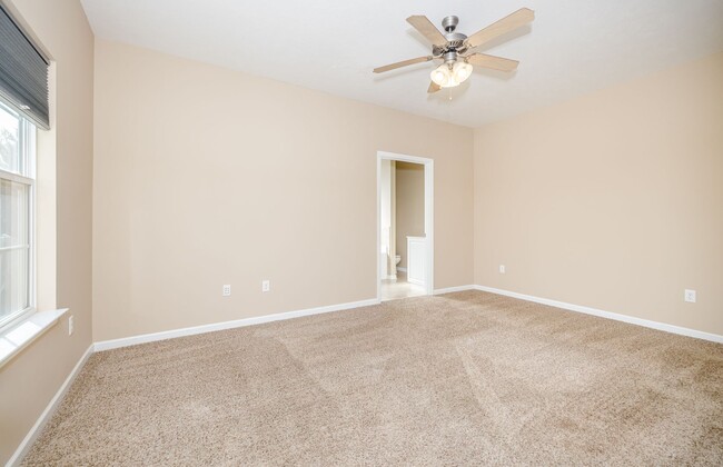 Building Photo - 528 Casey Ct