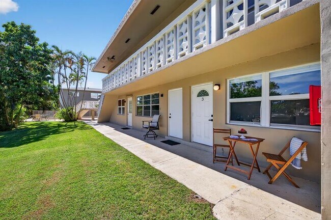 Building Photo - 510 SW 15th St
