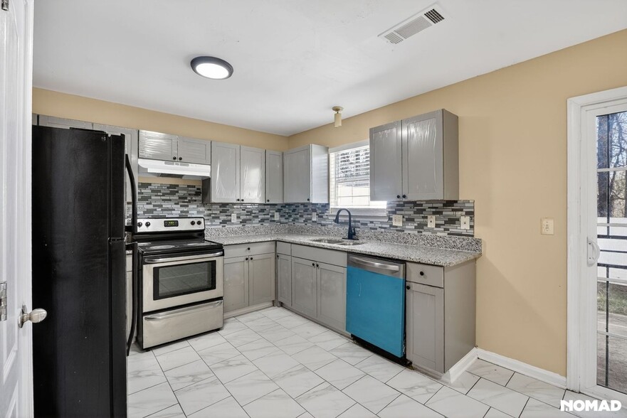 Building Photo - 1734 Old Dogwood