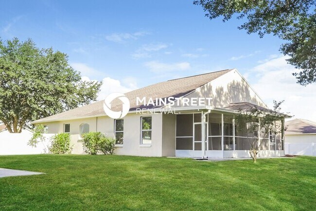 Building Photo - 3 Bedroom Pet-Friendly Home in LAKELAND, FL with Main Street Renewal