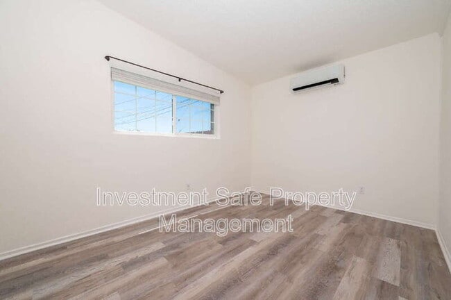 Building Photo - 346 Inkopah St