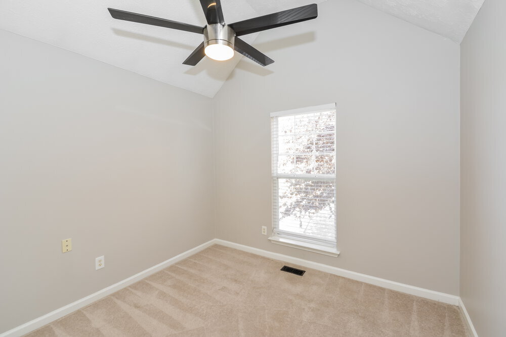 Building Photo - 1415 Bern Dr