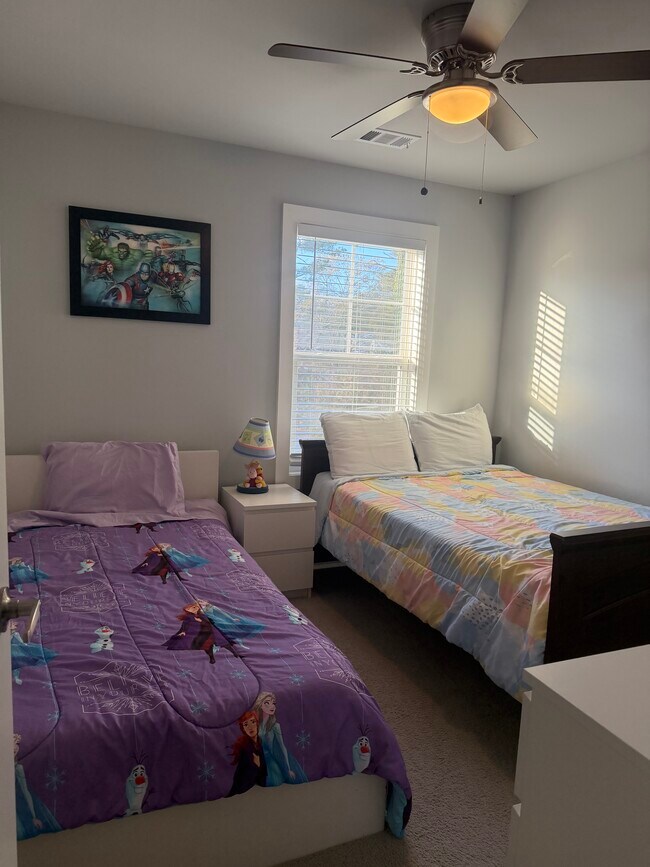 Building Photo - 4762 Sampson Ct.