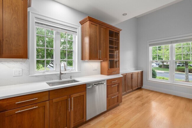 Building Photo - 60 Graystone Circle
