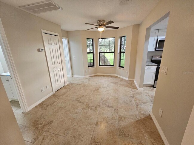 Building Photo - 6539 Brentwood Dr.