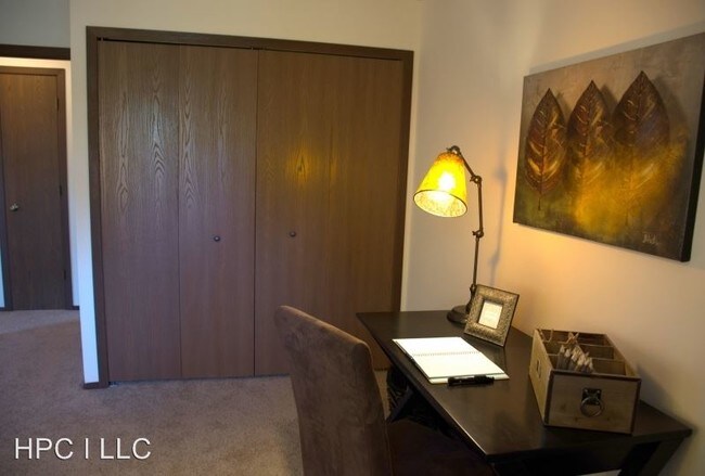 Building Photo - 7726 Radcliffe Dr