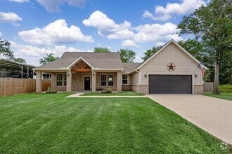 Building Photo - 24738 Roscommon Ln