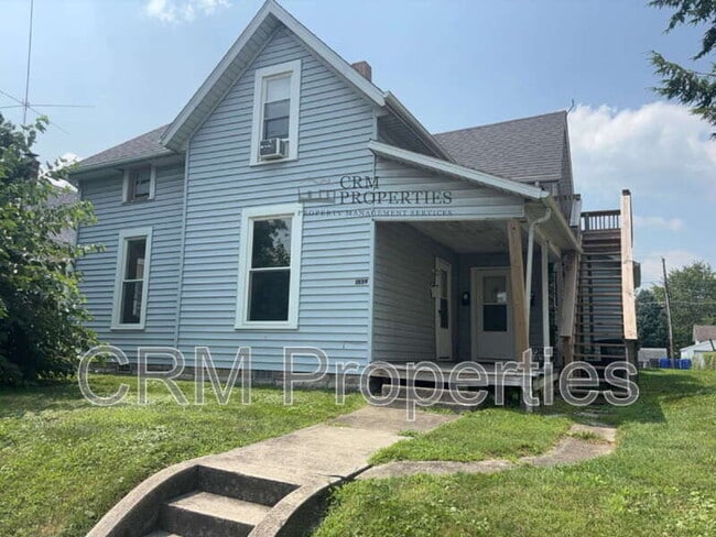 Primary Photo - 1039 S Washington St
