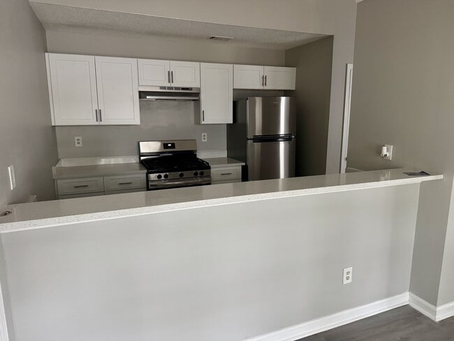 Building Photo - 110 Wedgewood Walk