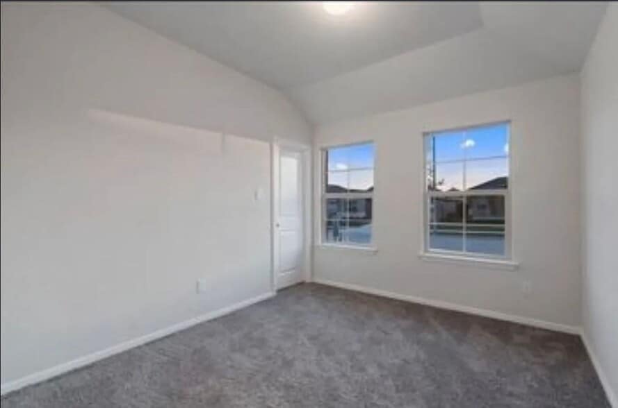 Building Photo - 321 Youngblood Ln
