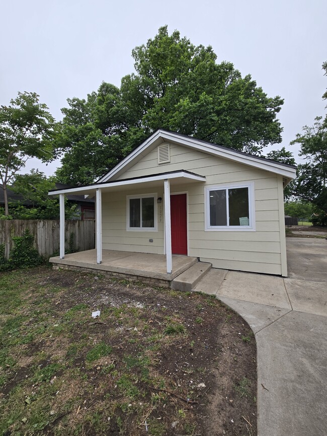 Building Photo - 1029 N New York Ave