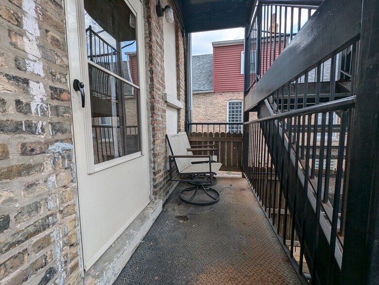 Building Photo - 2659 N Saint Louis Ave