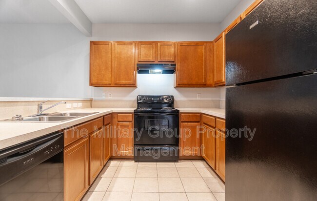 Building Photo - 710 Crystal Way