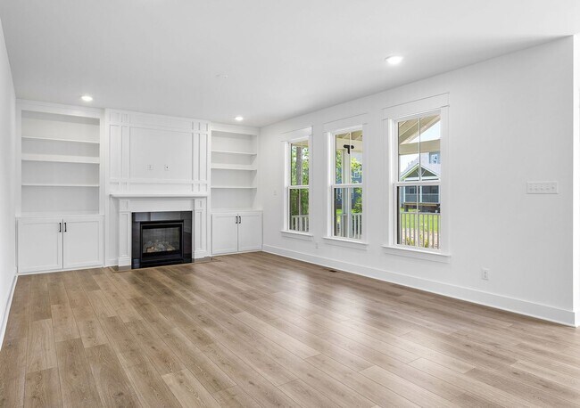 Building Photo - Brand New 4BR Luxury Home in Collington East