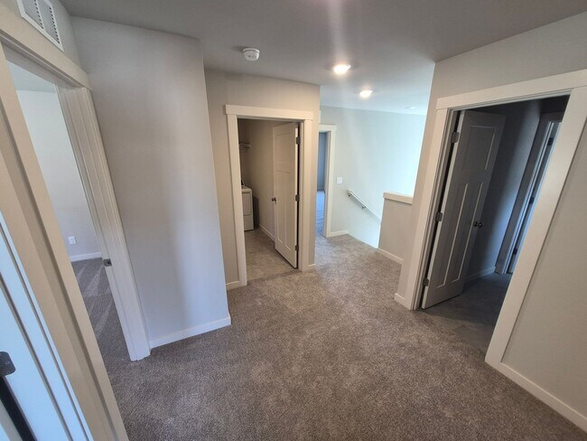 Building Photo - NEW - 4 BR/2.5 BA Plus office in Acadia Pointe