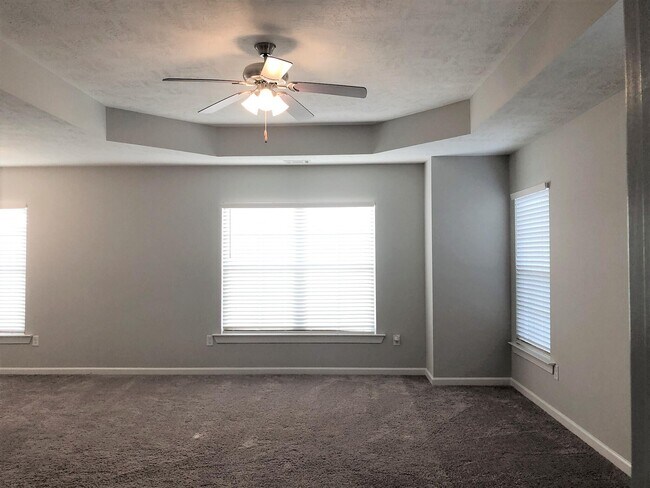 Building Photo - 902 Chesford Dr