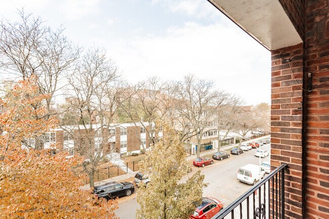 Building Photo - 5131 S Blackstone Ave