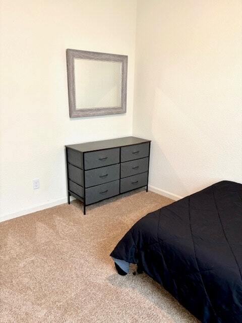 Building Photo - 10424 Skynyrd Way