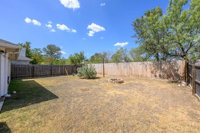 Building Photo - 14608 Rumfeldt St