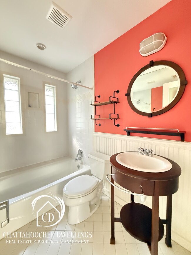 Building Photo - 201 Bonnie Dr