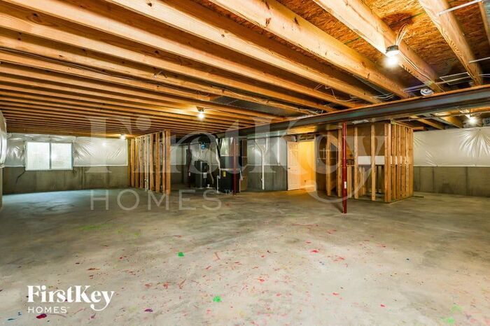Building Photo - 866 Emerald Dr