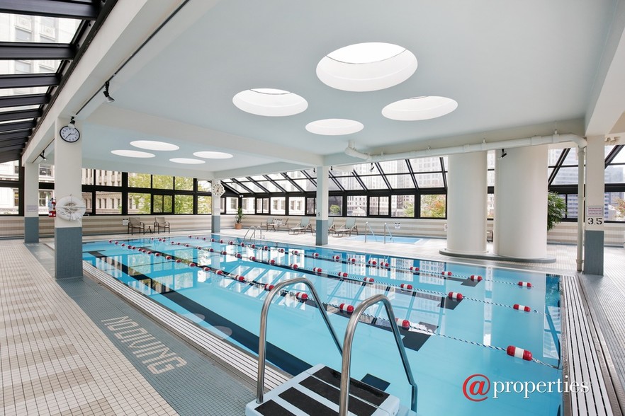 Building Photo - 405 N Wabash Ave