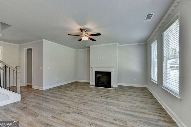 Building Photo - 7309 Yewtree Dr