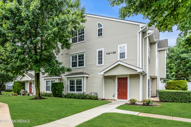 Building Photo - 194 Crooked Stick Ct