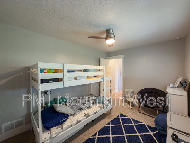 Building Photo - 76 W 1300 S