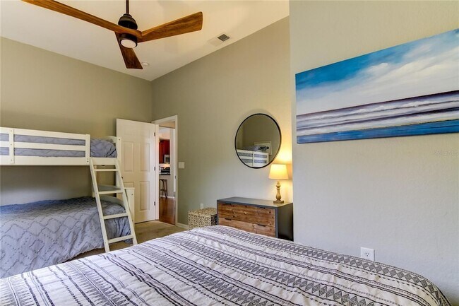 Building Photo - 1421 Beach Club Ln