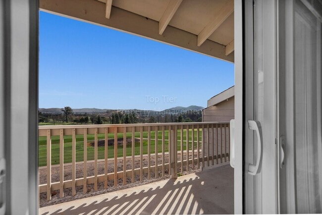 Building Photo - Lovely 2 bed/2.5 bath/ 1472 sqft two story home with Golf Course views! Available September 15th ...