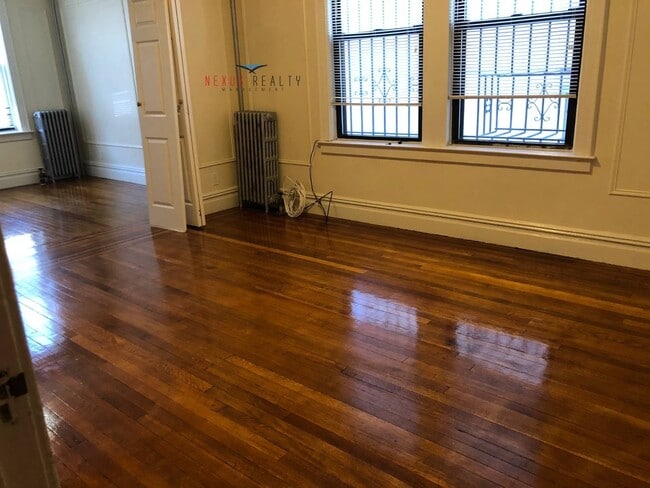 Building Photo - 34-29 33rd St