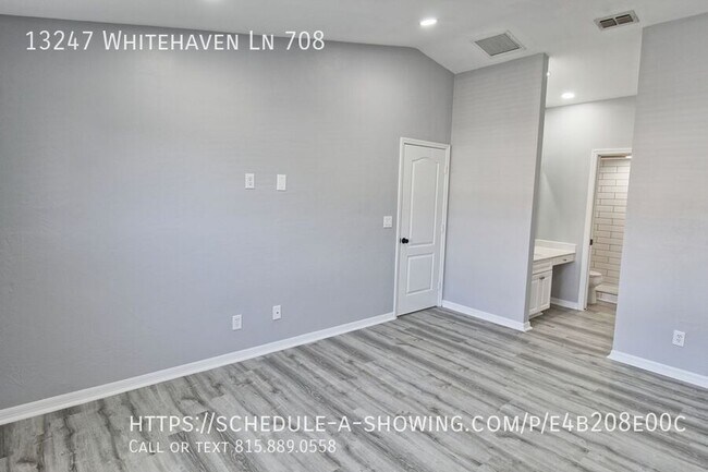 Building Photo - 13247 Whitehaven Ln
