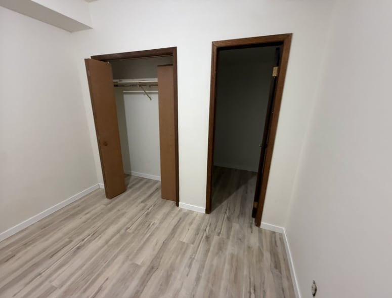 Building Photo - 1923 12th Ave N