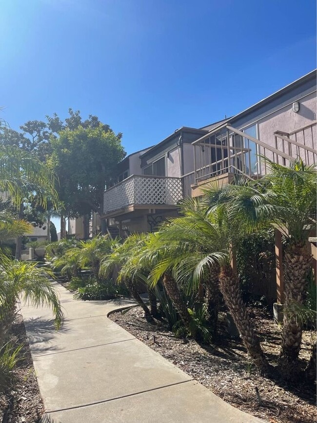 Building Photo - 4128 Mt Bigelow Ct