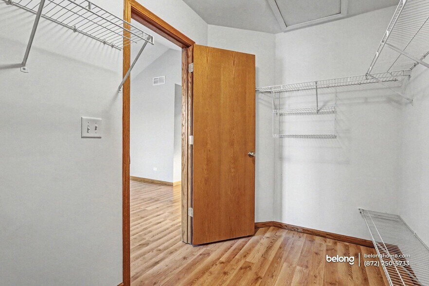 Building Photo - 26358 S Evergreen Ln