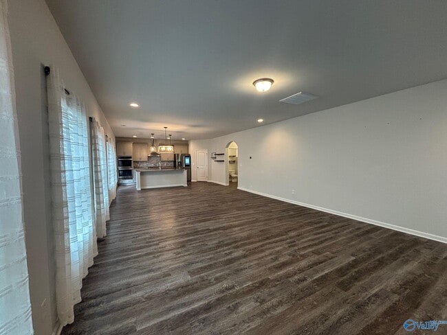 Building Photo - 212 Oracle Cir