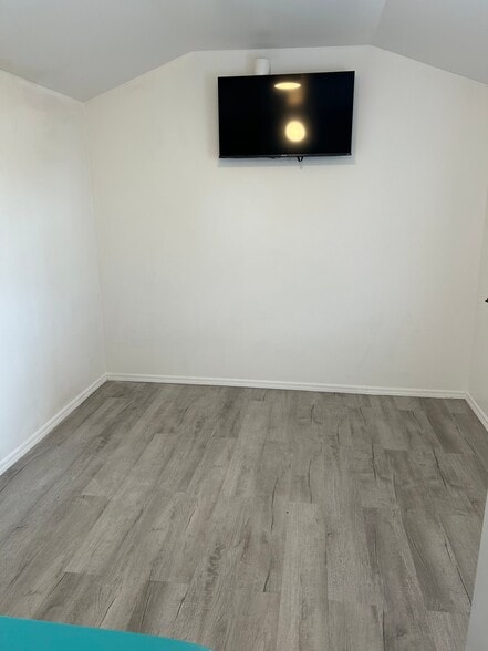 Building Photo - 1709 Furey Dr