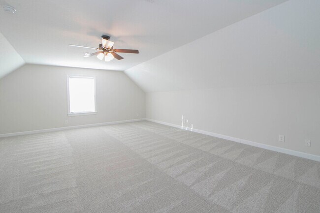 Building Photo - 115 Annalise Dr