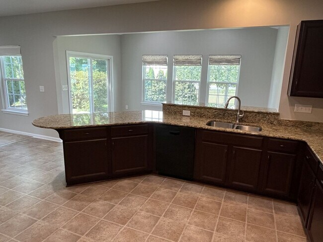 Building Photo - Beautiful 2 Story Corner Lot 3 Bed home in...