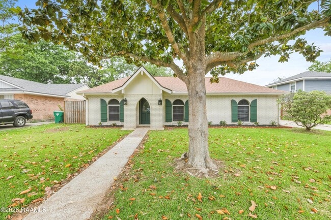 Building Photo - 106 Seattle St