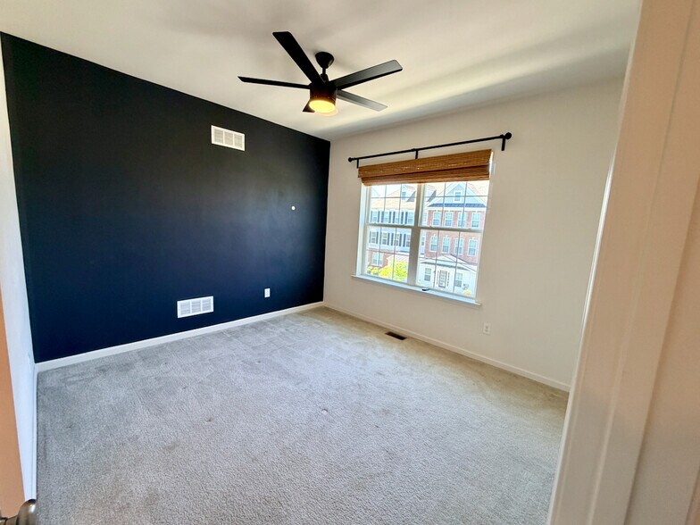 Bedroom 3 - 3744 Green St