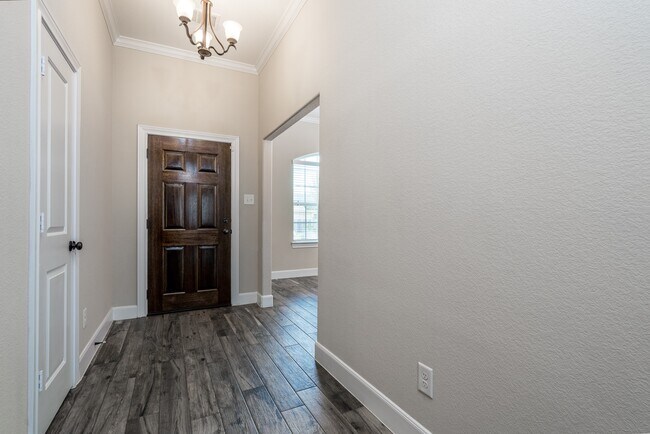 Building Photo - 18123 Willow Edge Dr